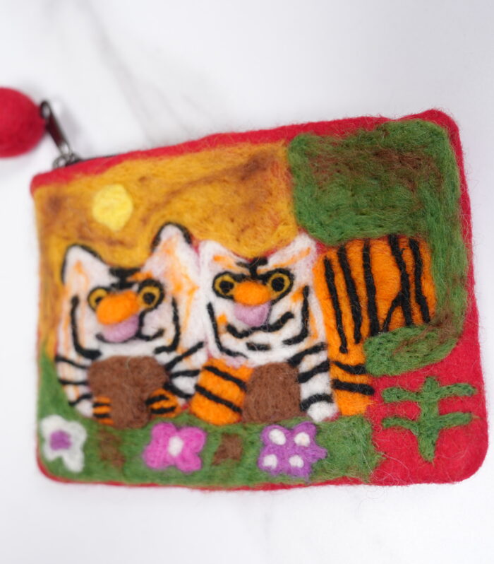 Felt Purse Tiger Theme